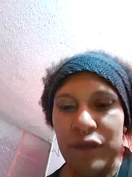 Snapshot of LUNAdeMARTE chatting on February 2026 03:48:02 AM LUNAdeMARTE online show from February 2026 03:48:02 AM