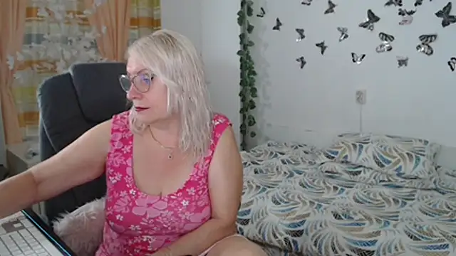Ghertrude52 online show from July 2026 05:10:02 AM