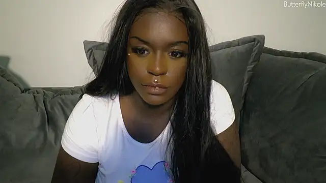 butterflynikole online show from February 2026 02:07:03 AM