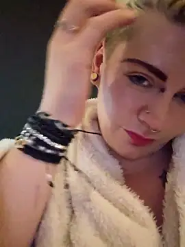 PinkTheHawk online show from November 2025 06:51:02 AM