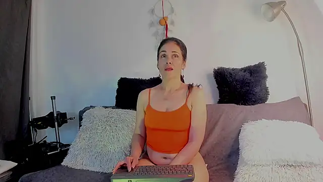 girasol walton online show from March 2025 11:19:02 AM