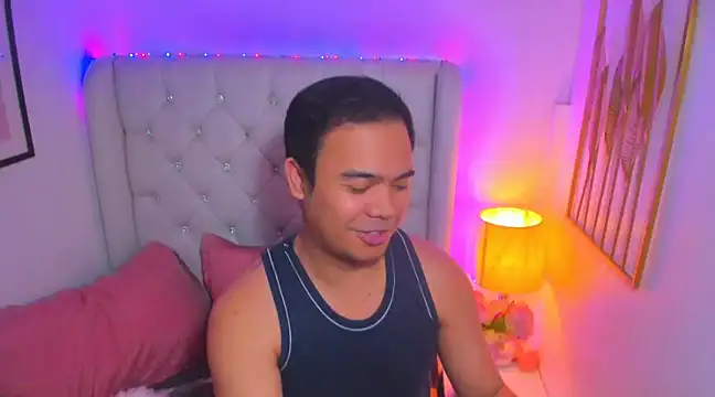 AsianZero online show from March 2025 07:48:01 PM