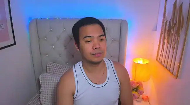 AsianZero online show from March 2025 05:02:02 PM