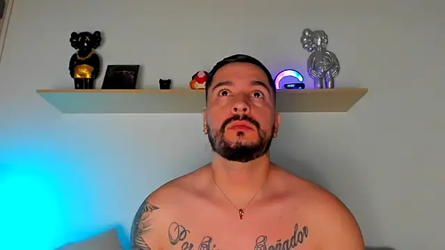 camilo restrepo21 online show from February 2025 11:57:02 PM