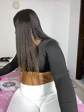 Snapshot of sandylau chatting on June 2026 08:33:02 PM sandylau online show from June 2026 08:33:02 PM