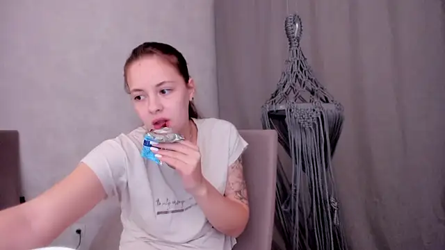 why again me online show from February 2025 09:37:02 PM