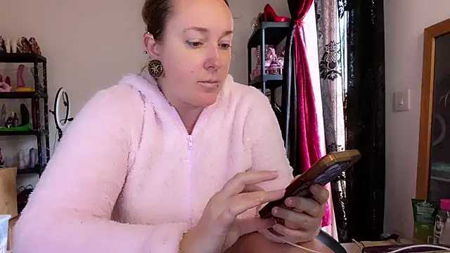 kisicaxx online show from November 2025 06:23:01 AM