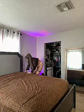 lovely beast online show from February 2025 06:19:02 PM