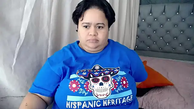 hotlesby4uxxx online show from January 2025 11:14:01 PM