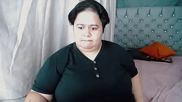 hotlesby4uxxx online show from January 2025 11:13:01 PM