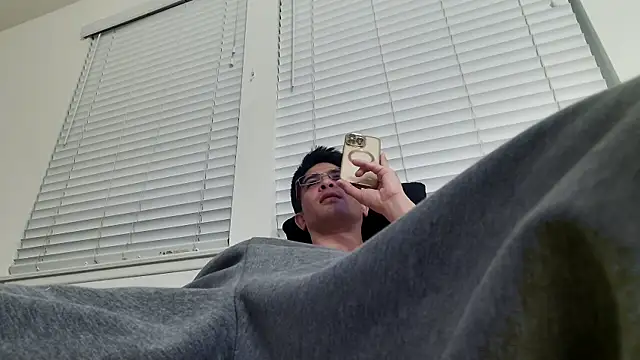 SebastianReiss online show from April 2026 06:33:01 AM