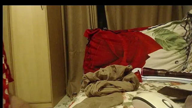 Snapshot of larawet chatting on January 2025 06:14:01 PM larawet online show from January 2025 06:14:01 PM