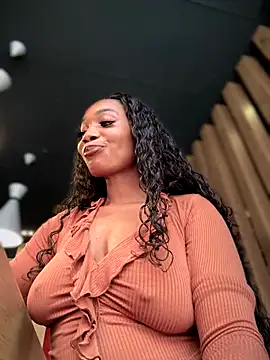   Nessa   online show from September 2025 11:32:01 AM