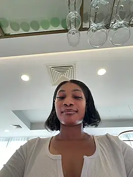   Nessa   online show from February 2026 12:57:01 PM