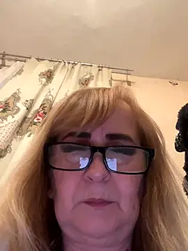 Snapshot of Irina2909@xh chatting on October 2025 10:10:01 PM Irina2909xh online show from October 2025 10:10:01 PM