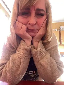 Irina2909xh online show from October 2025 11:25:01 AM