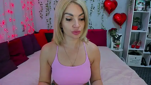 LunaBellucci online show from April 2026 08:41:01 AM