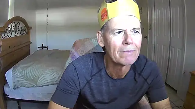 Snapshot of nakeedcowboi65 chatting on December 2025 06:27:01 PM nakeedcowboi65 online show from December 2025 06:27:01 PM