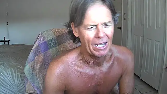 nakeedcowboi65 online show from May 2026 12:40:02 AM