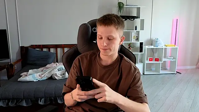 arlekincrop online show from September 2025 05:22:01 AM