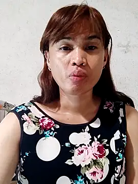 QueenSoreal online show from September 2025 06:07:01 PM