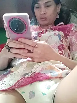 QueenSoreal online show from February 2026 02:28:02 AM