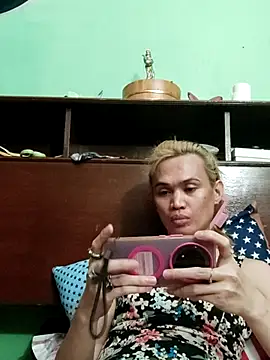 QueenSoreal online show from June 2026 03:36:01 PM