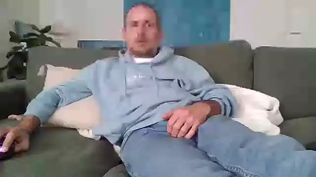 Snapshot of verylargecock chatting on September 2025 11:10:02 AM verylargecock online show from September 2025 11:10:02 AM