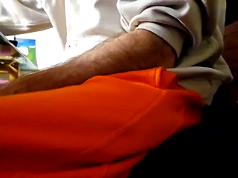 Snapshot of verylargecock chatting on October 2025 05:42:02 AM verylargecock online show from October 2025 05:42:02 AM