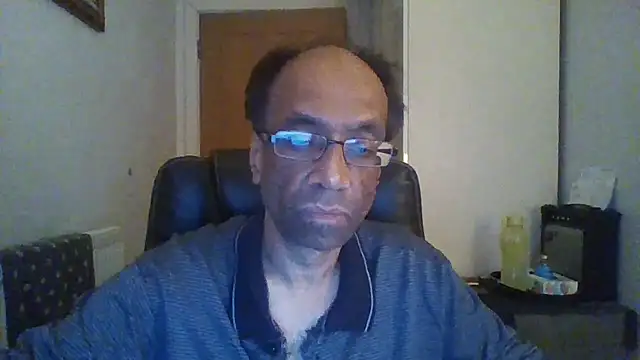 rauncher1 online show from November 2025 01:37:02 AM