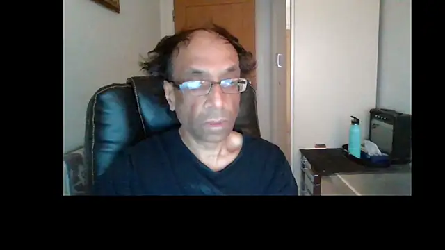 Snapshot of rauncher1 chatting on July 2026 08:07:02 AM rauncher1 online show from July 2026 08:07:02 AM