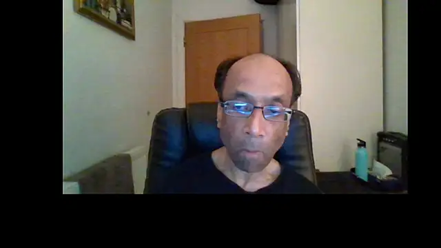 Snapshot of rauncher1 chatting on July 2026 11:21:02 PM rauncher1 online show from July 2026 11:21:02 PM
