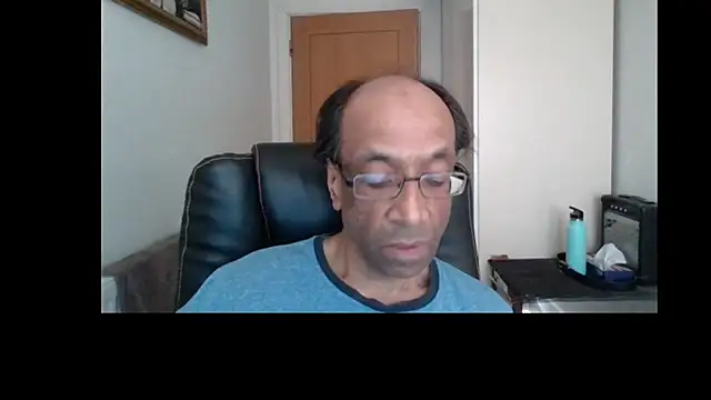 Snapshot of rauncher1 chatting on July 2026 01:38:01 PM rauncher1 online show from July 2026 01:38:01 PM