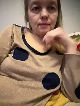 Susanel online show from January 2025 09:17:01 PM