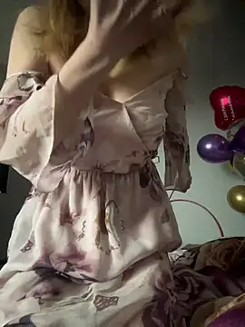 Susanel online show from February 2025 11:53:01 AM