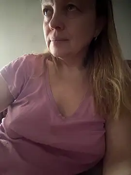 Susanel online show from March 2025 09:03:02 AM