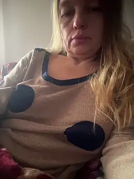 Susanel online show from September 2025 09:43:02 AM