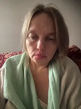 Susanel online show from September 2025 11:03:01 AM