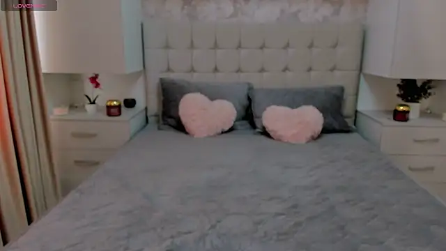 mysteriousbrunette26 online show from April 2026 08:29:01 AM