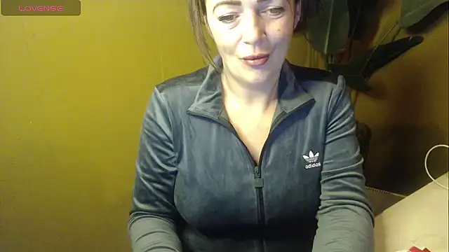 cloe85nl online show from February 2026 09:19:02 AM