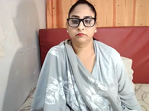 Snapshot of Indiankushy chatting on March 2025 01:11:01 AM Indiankushy online show from March 2025 01:11:01 AM