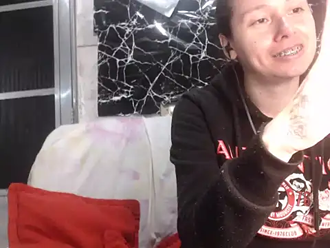 Venusluxodomme online show from June 2026 02:27:01 AM