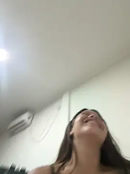 Snapshot of kiarafonseca_ chatting on March 2025 05:27:01 AM kiarafonseca  online show from March 2025 05:27:01 AM