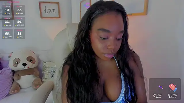 Snapshot of zobe_love chatting on May 2026 05:21:02 PM zobe love online show from May 2026 05:21:02 PM