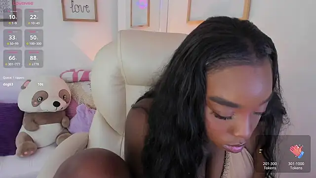 Snapshot of zobe_love chatting on June 2026 04:46:02 PM zobe love online show from June 2026 04:46:02 PM