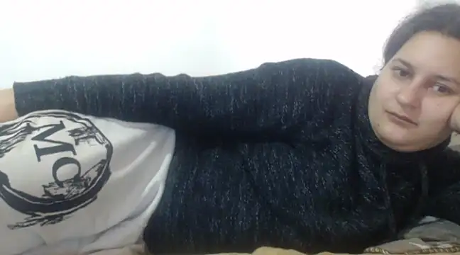 Snapshot of flowerlauren chatting on January 2025 09:50:02 AM flowerlauren online show from January 2025 09:50:02 AM