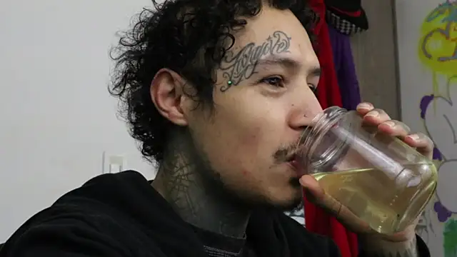 trieone online show from October 2025 09:00:02 AM