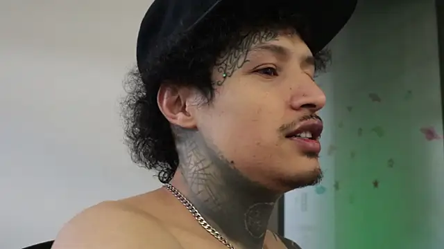 trieone online show from December 2025 08:13:02 PM