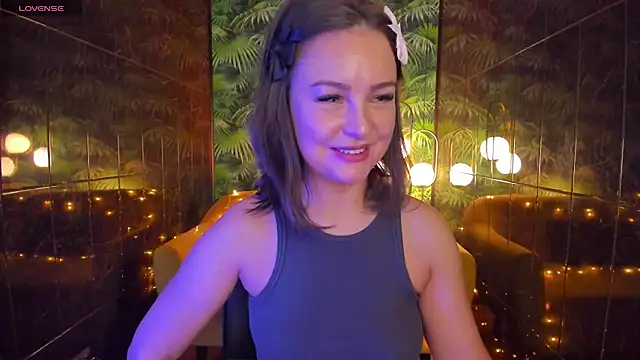 MilenaMellow online show from December 2024 02:47:02 AM