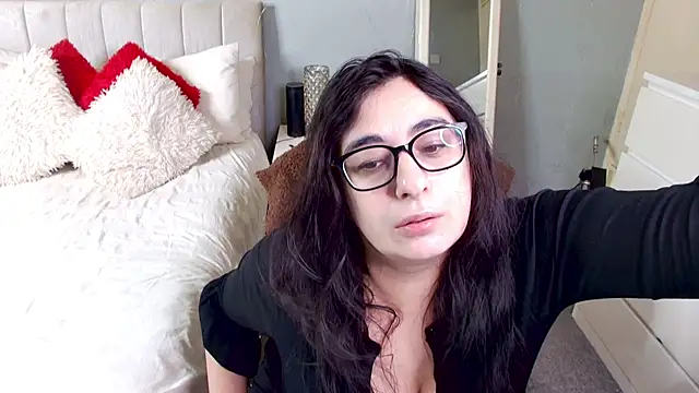 Curvy bigtitts online show from December 2024 04:34:02 AM